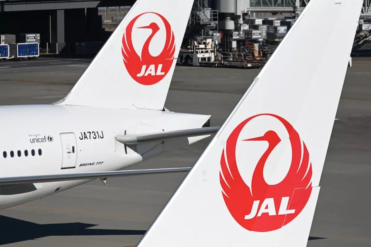 Japan airlines raises fuel surcharges as kerosene costs surge