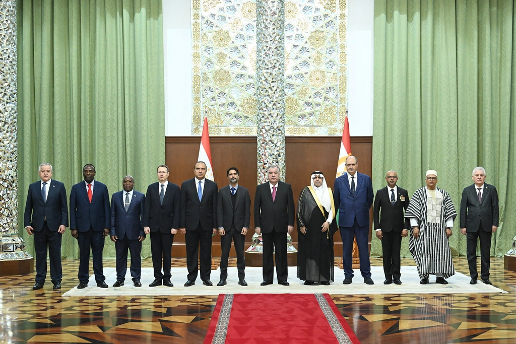 President Rahmon receives credentials of newly appointed ambassadors in Dushanbe