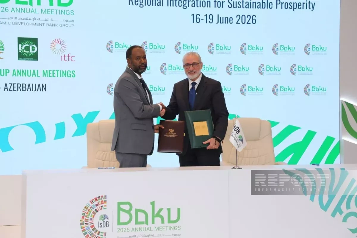IsDB Group signs multi-billion dollar deals at Baku annual meetings PHOTO