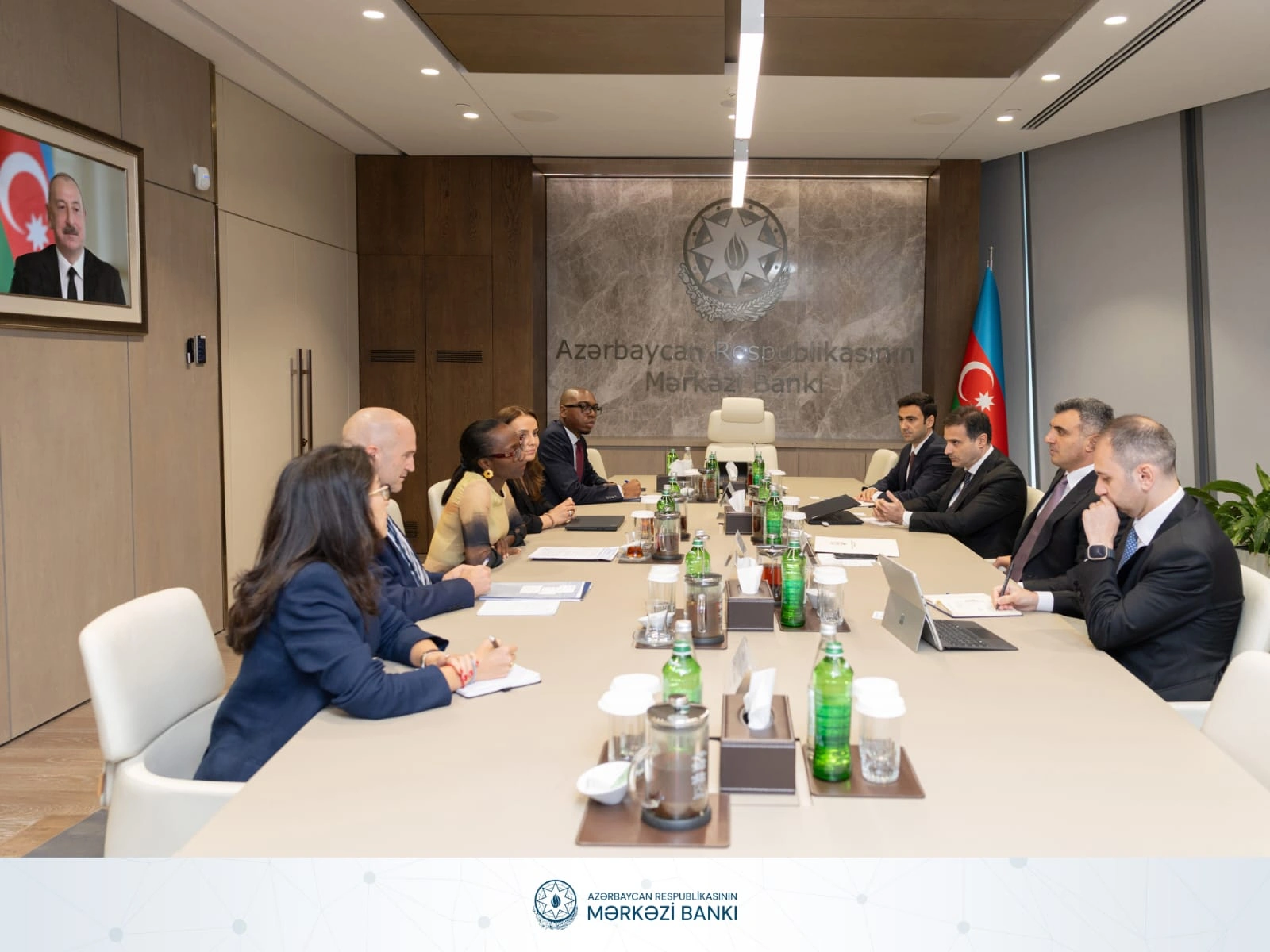 Azerbaijan, World Bank discuss cooperation on ongoing projects (PHOTO)