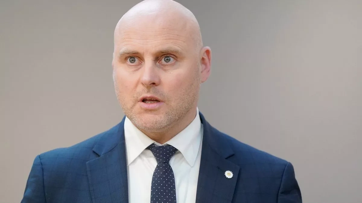 Latvia’s new PM calls for cutting trade ties with Russia