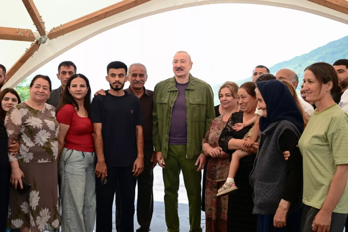 President Aliyev reviews village restoration efforts in Shusha district PHOTO