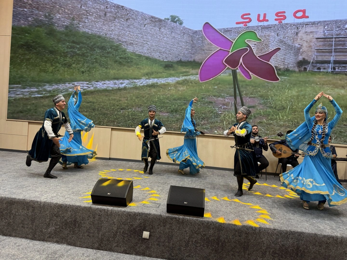 Azerbaijan's Fuzuli celebrates city day with concert program (PHOTO)
