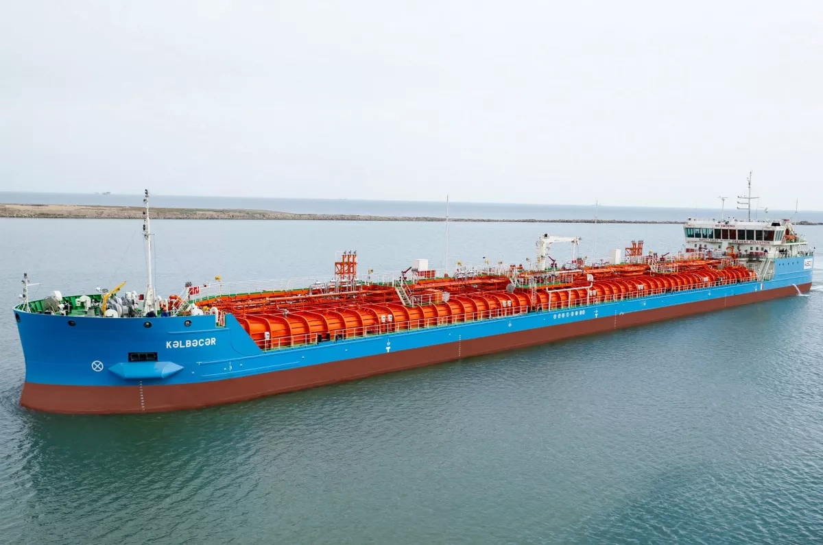 Azerbaijan’s Kalbajar tanker carries 446,000 tonnes of cargo in five years PHOTO