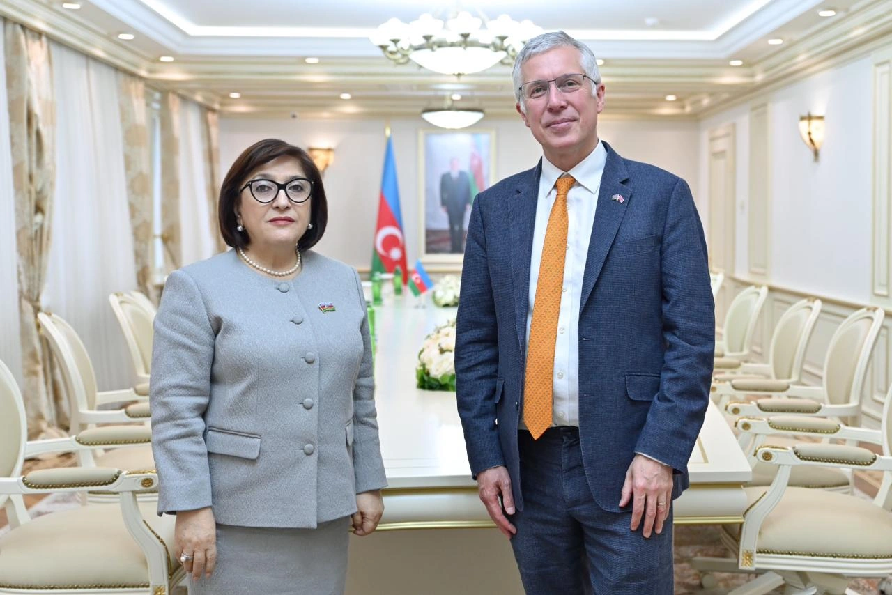 Azerbaijani Parliament Speaker meets with UK Ambassador