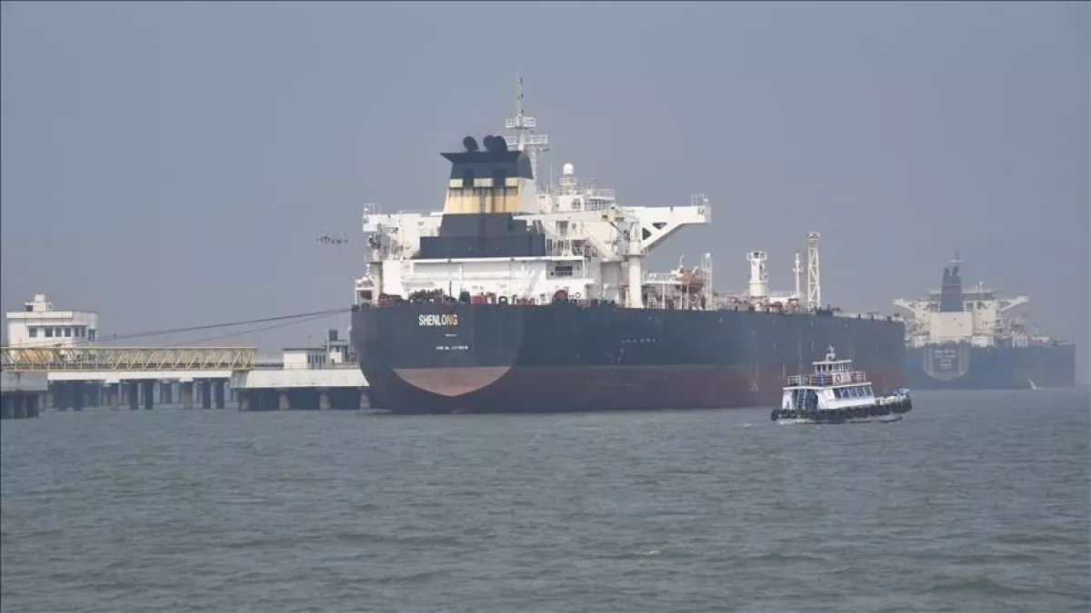 Iran says 20 ships passed through Strait of Hormuz in 24 hours