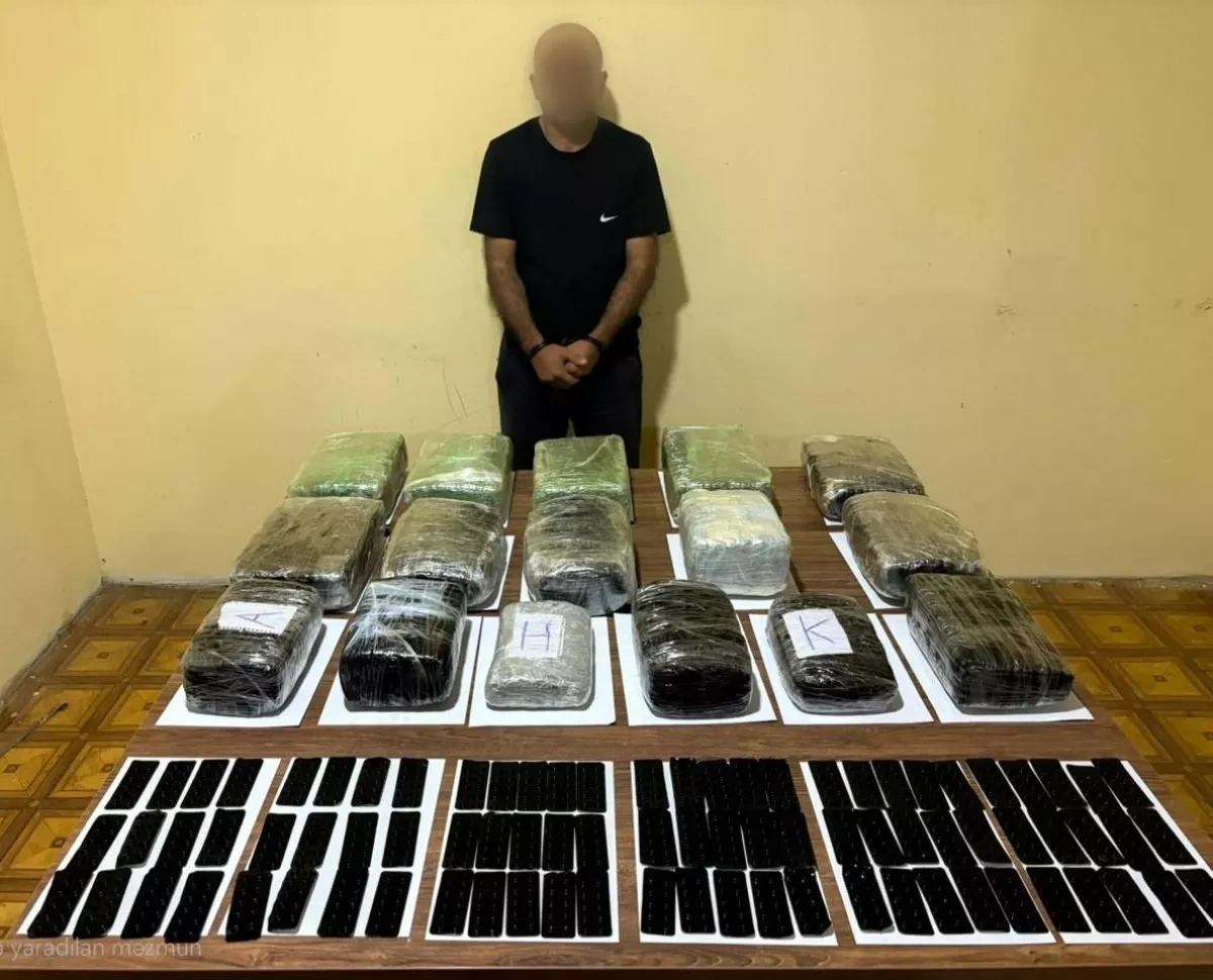 Azerbaijan border guards seize more than 55 kg of drugs from Iran PHOTO