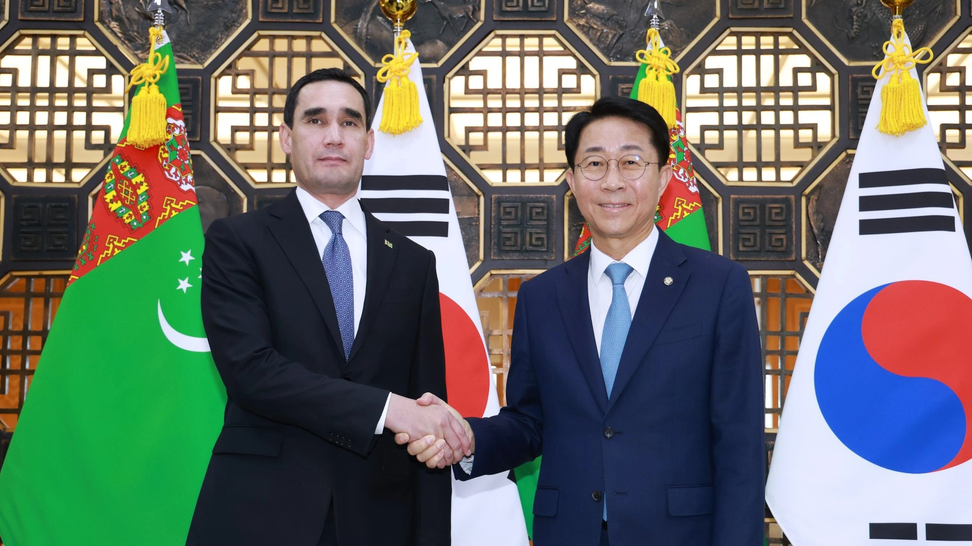 South Korean parliament speaker meets Turkmen president in Seoul