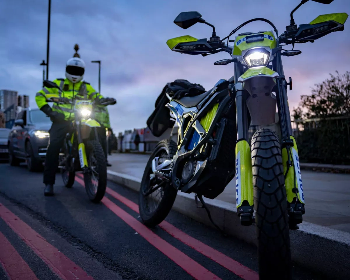 London gangs recruit children through Snapchat to steal smartphones