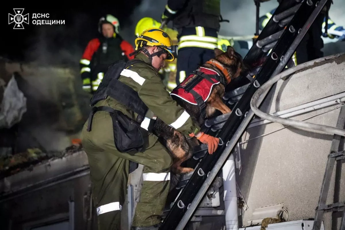 Ukraine: Shelling of residential buildings in Odesa leaves dead and injured PHOTO