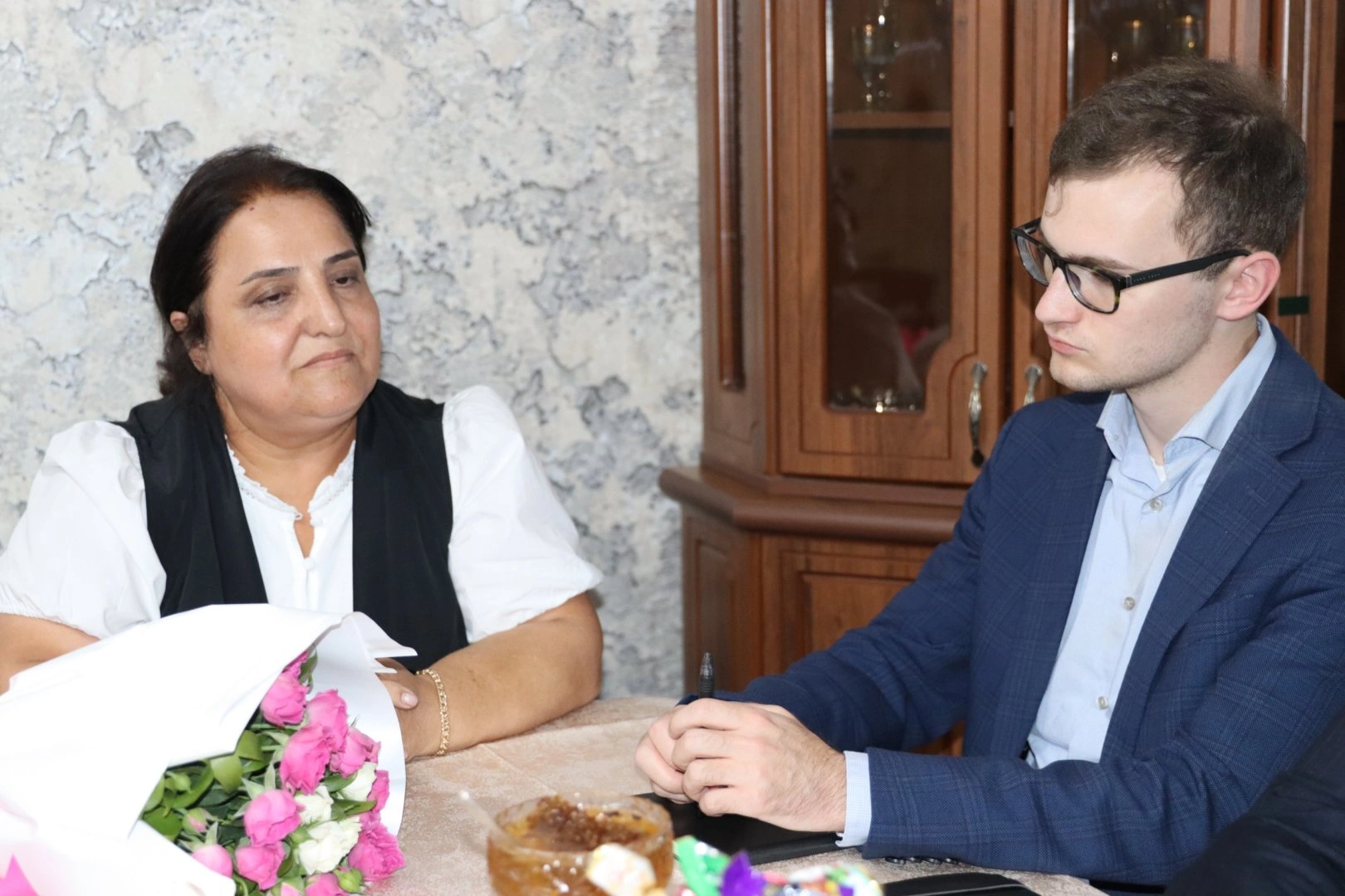 US journalist meets former internally displaced residents in Karabakh (PHOTO)