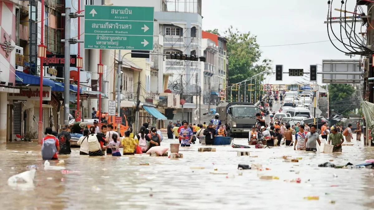 Bangkok declares disaster across all 50 districts as flooding worsens