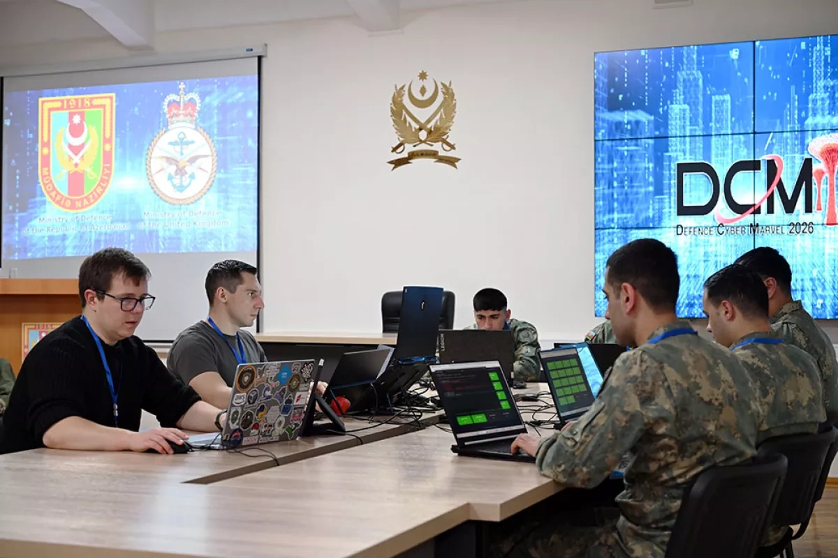 Azerbaijani, UK servicemen take part in joint cybersecurity drill Photo