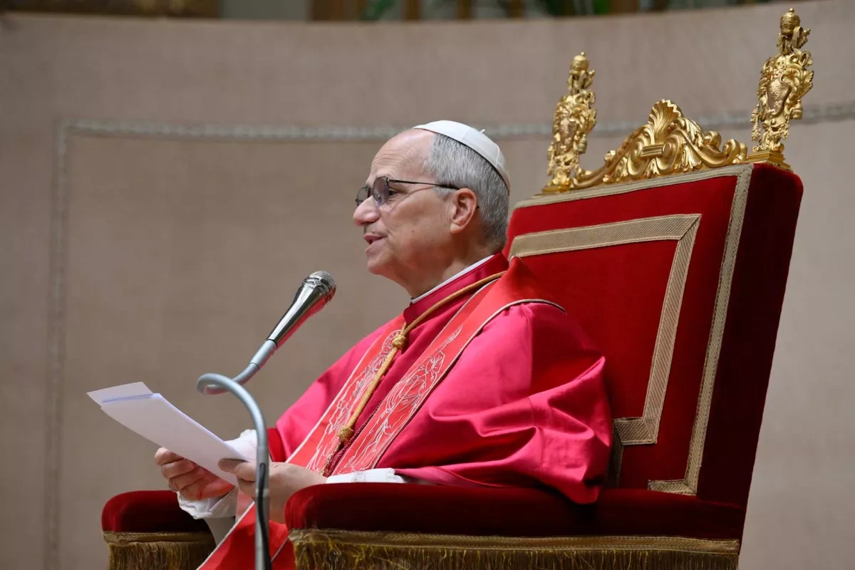Pope Leo laments geopolitical state of world in first address to diplomats “War is back in vogue”