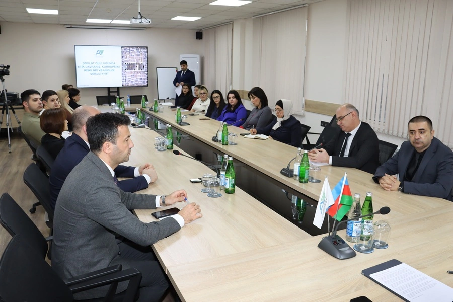 Azerbaijan’s Audiovisual Council hosts seminar on ethics, corruption risks, and legal accountability (PHOTO)