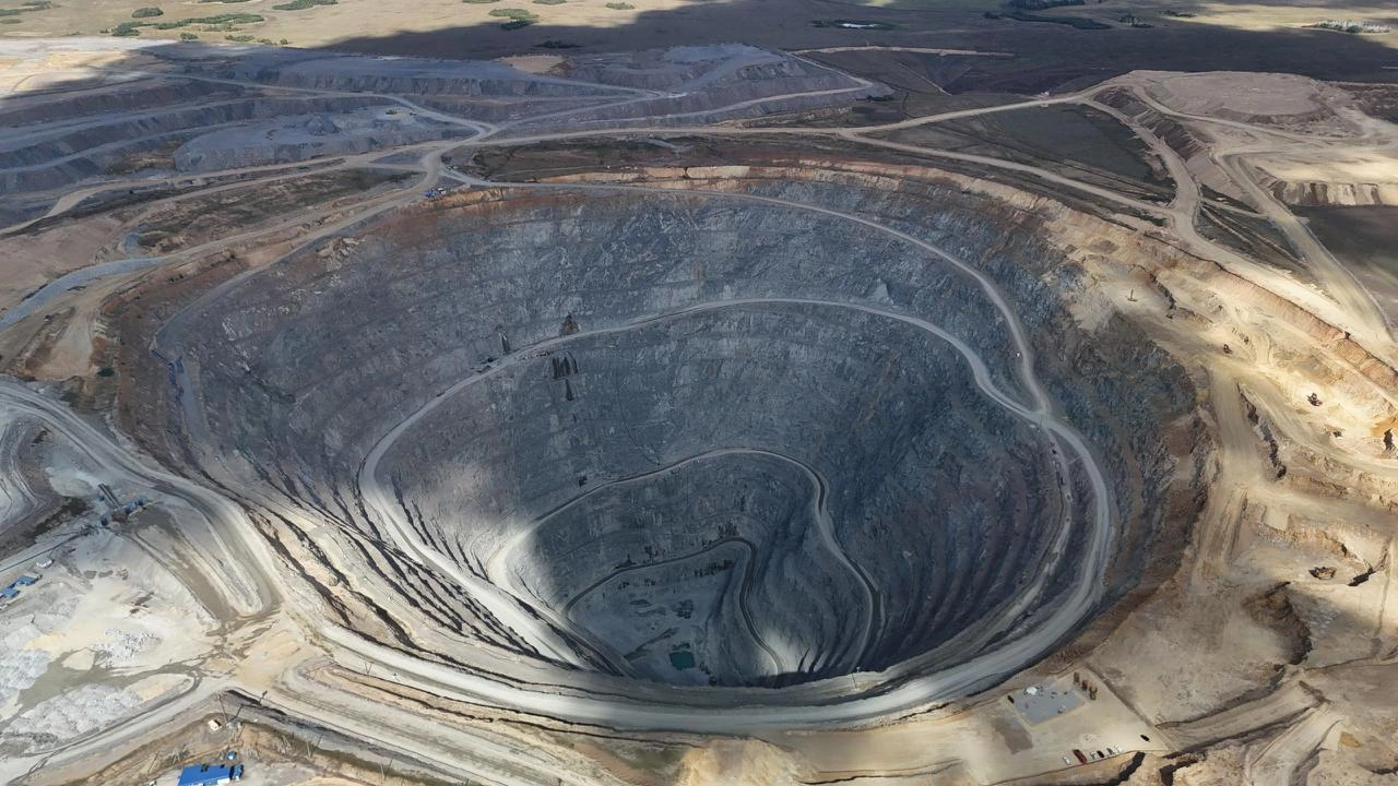Kazakhstan mine in Akmola moves to underground mining