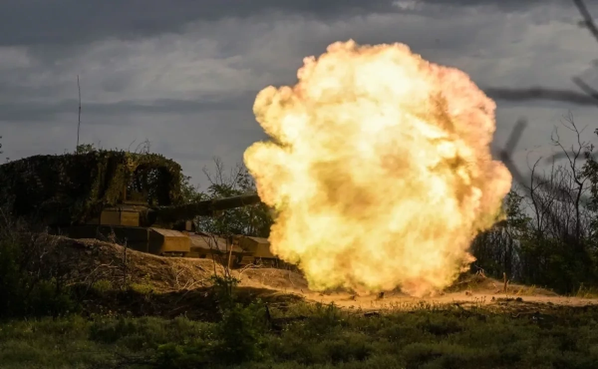 Russia claims hits on naval base and infrastructure in Ukraine