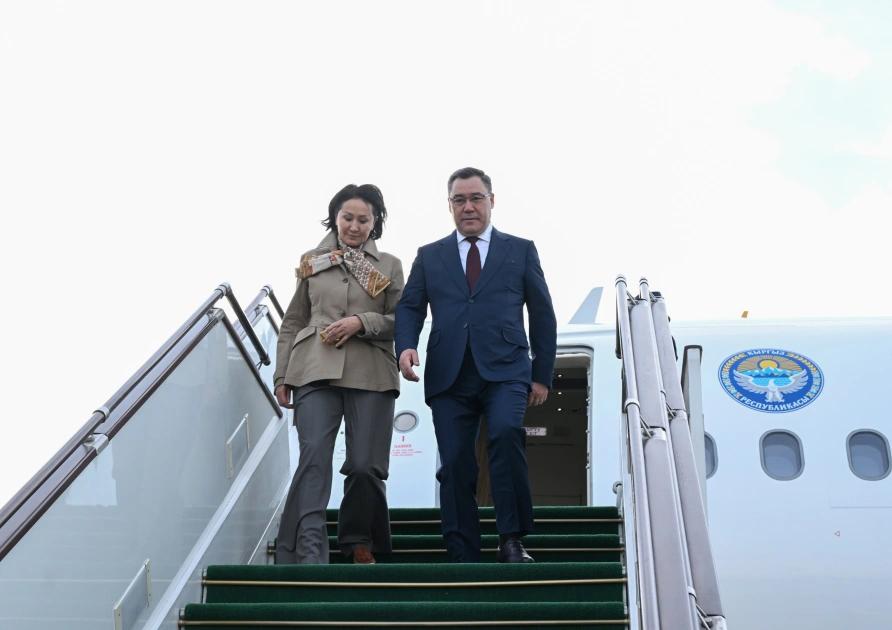 President of Kyrgyzstan arrives in Azerbaijan to attend CICA Summit (PHOTO)