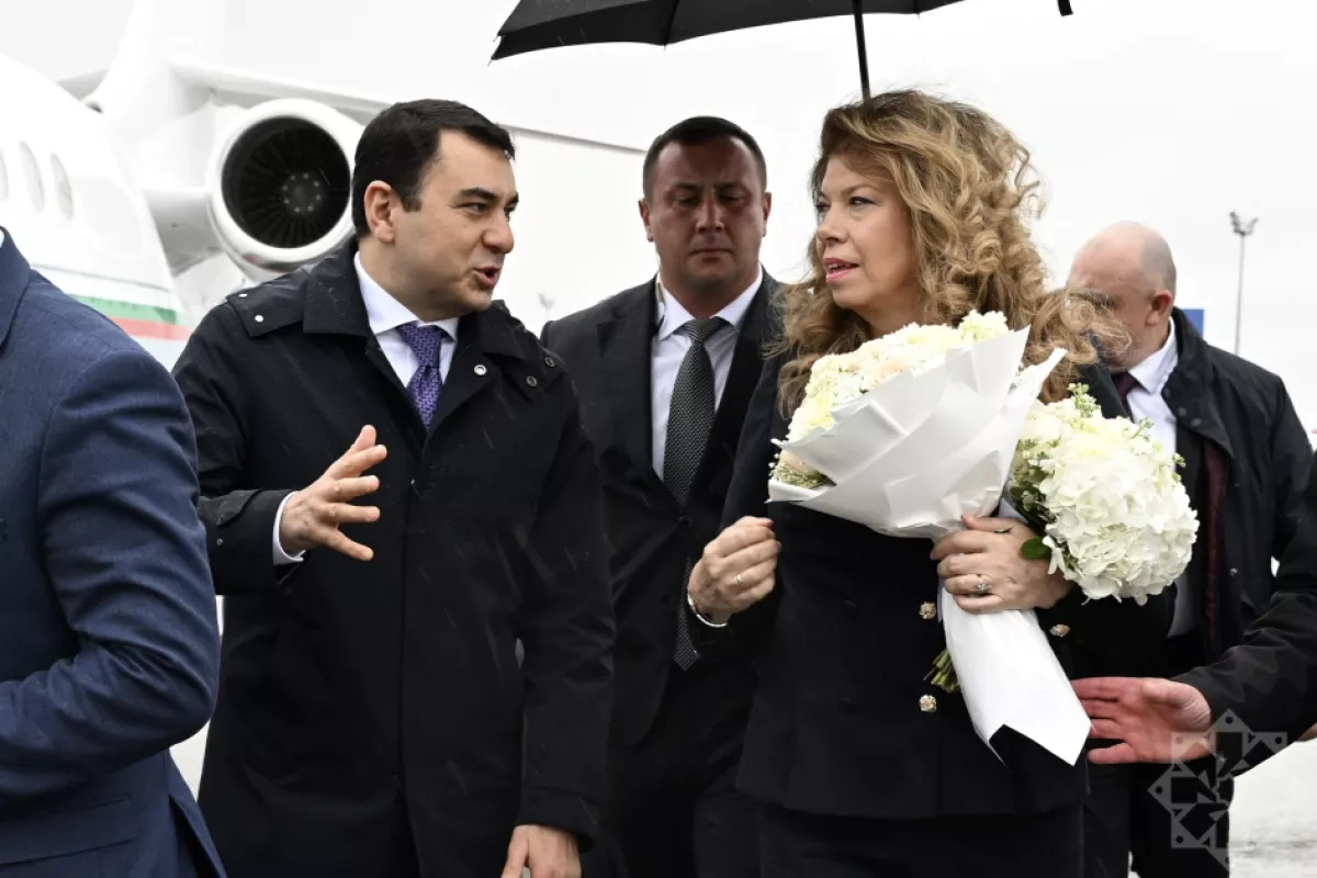 Bulgaria’s President Iliana Iotova lands in Azerbaijan for WUF13 PHOTO