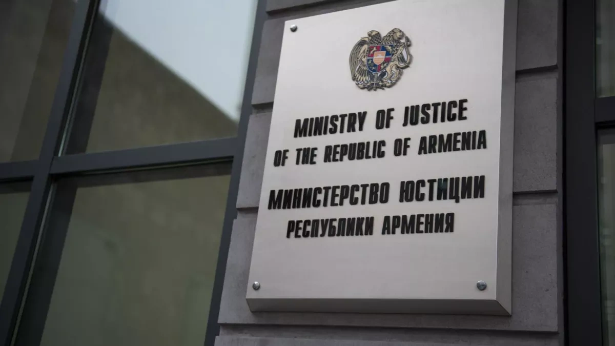 Armenia transfers two life-sentenced prisoners to Syria via Türkiye