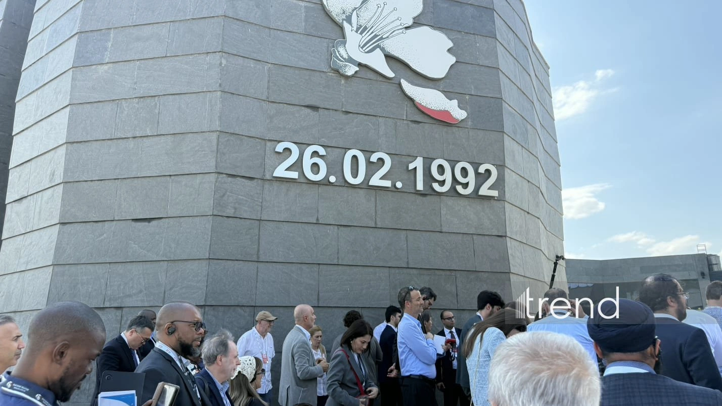 Shusha Global Media Forum participants visit Khojaly Genocide Memorial (PHOTO)
