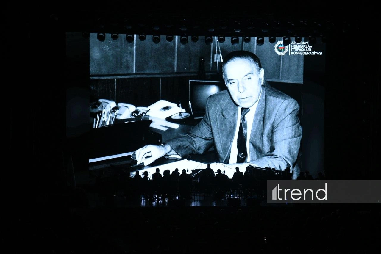 Baku hosts event dedicated to memory of National Leader Heydar Aliyev, organized by Confederation of Trade Unions of Azerbaijan (PHOTO)