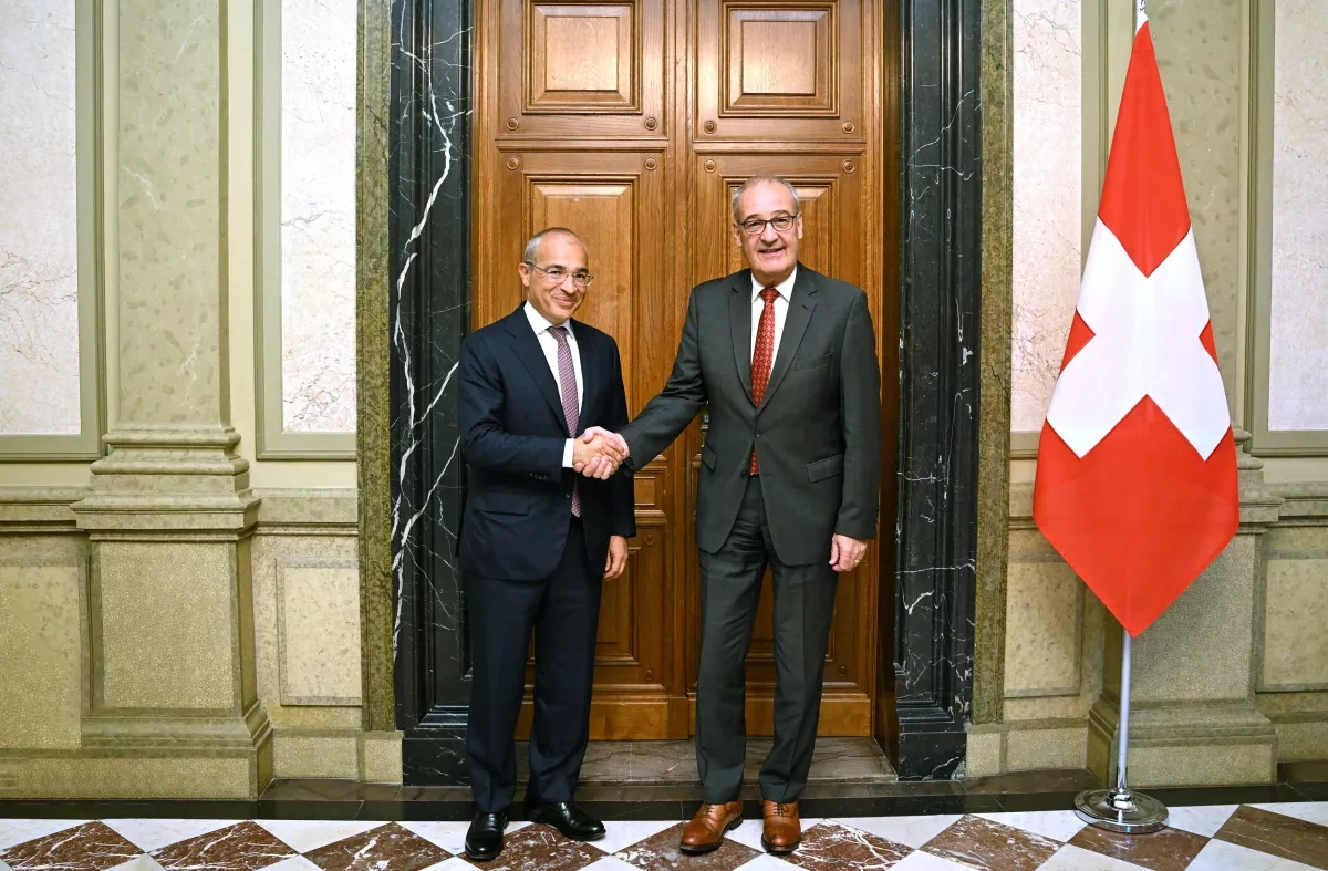 Azerbaijani minister meets Swiss president, discusses bilateral agenda