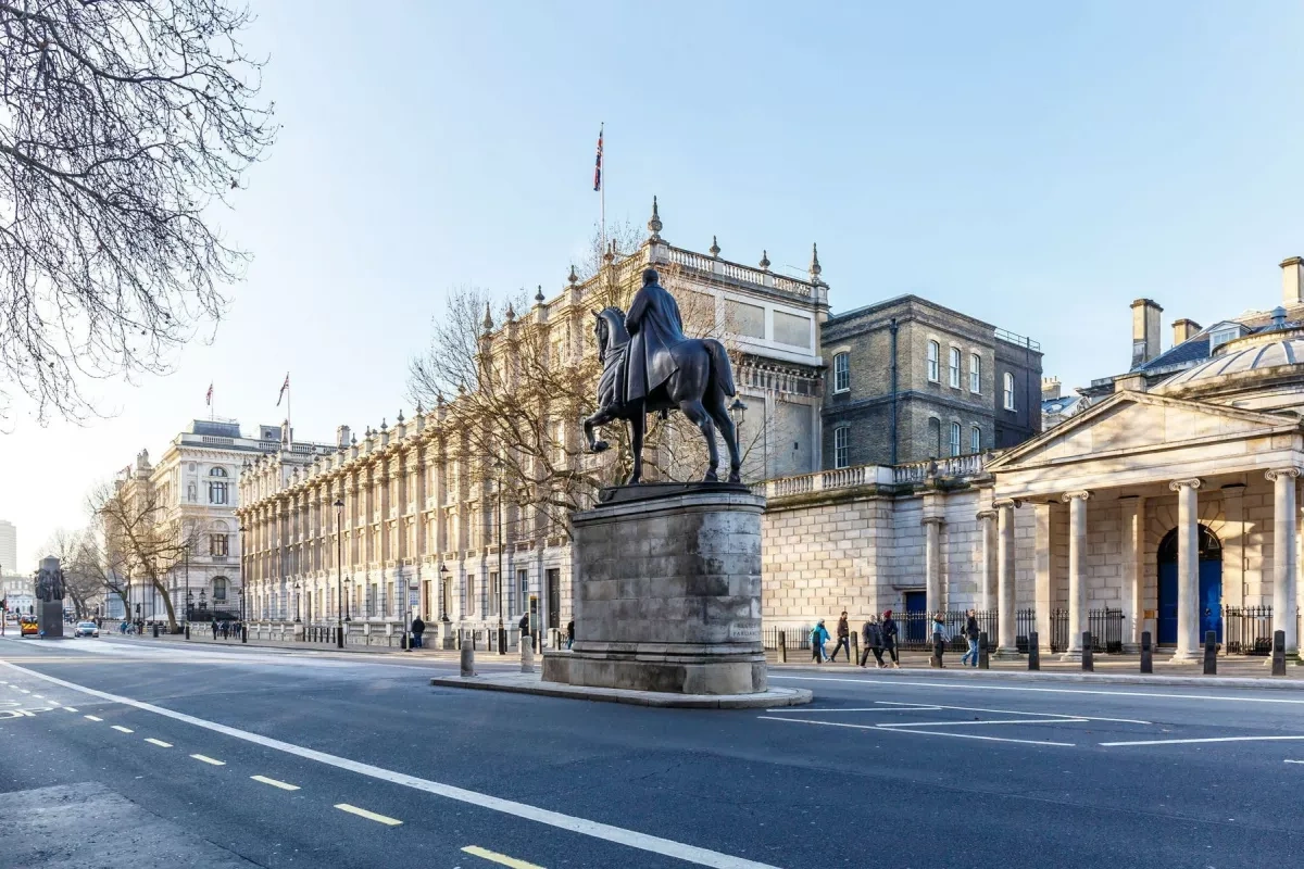 Economy vs. guns: why London is delaying higher defence spending Article by Matanat Nasibova