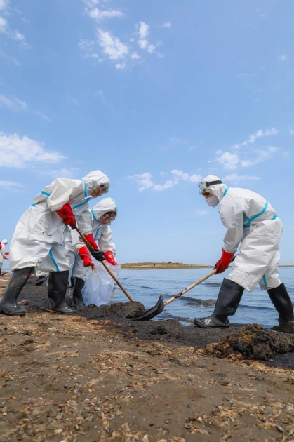 Cleanup campaign held in Dubendi residential area at Leyla Aliyeva’s initiative (PHOTO)