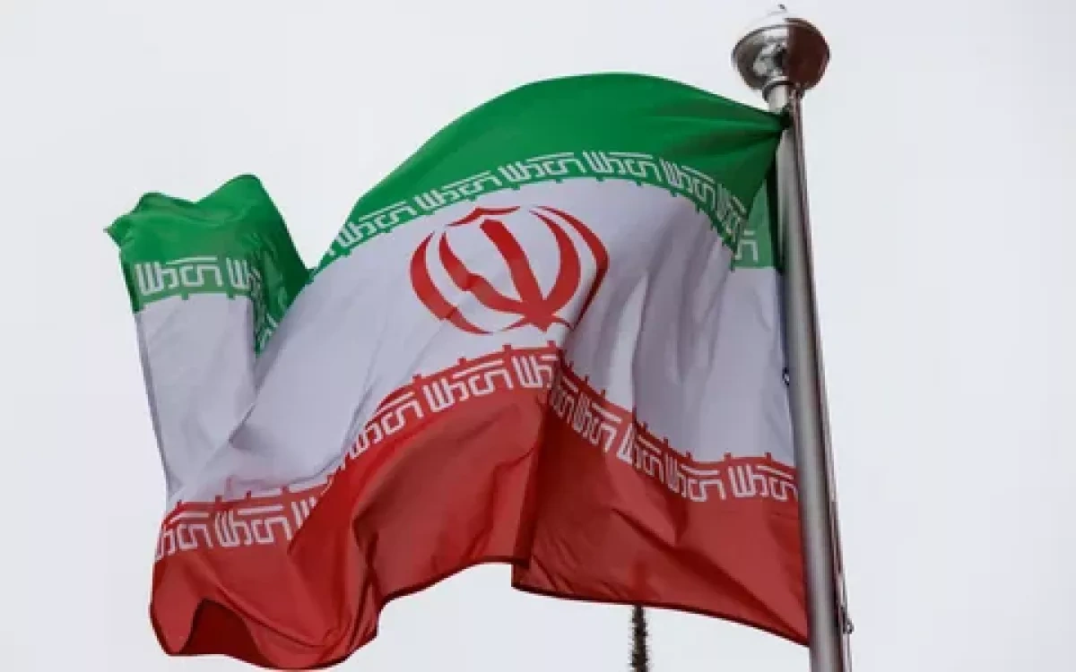 US, Iran weigh phased Hormuz reopening with demining plan at its core