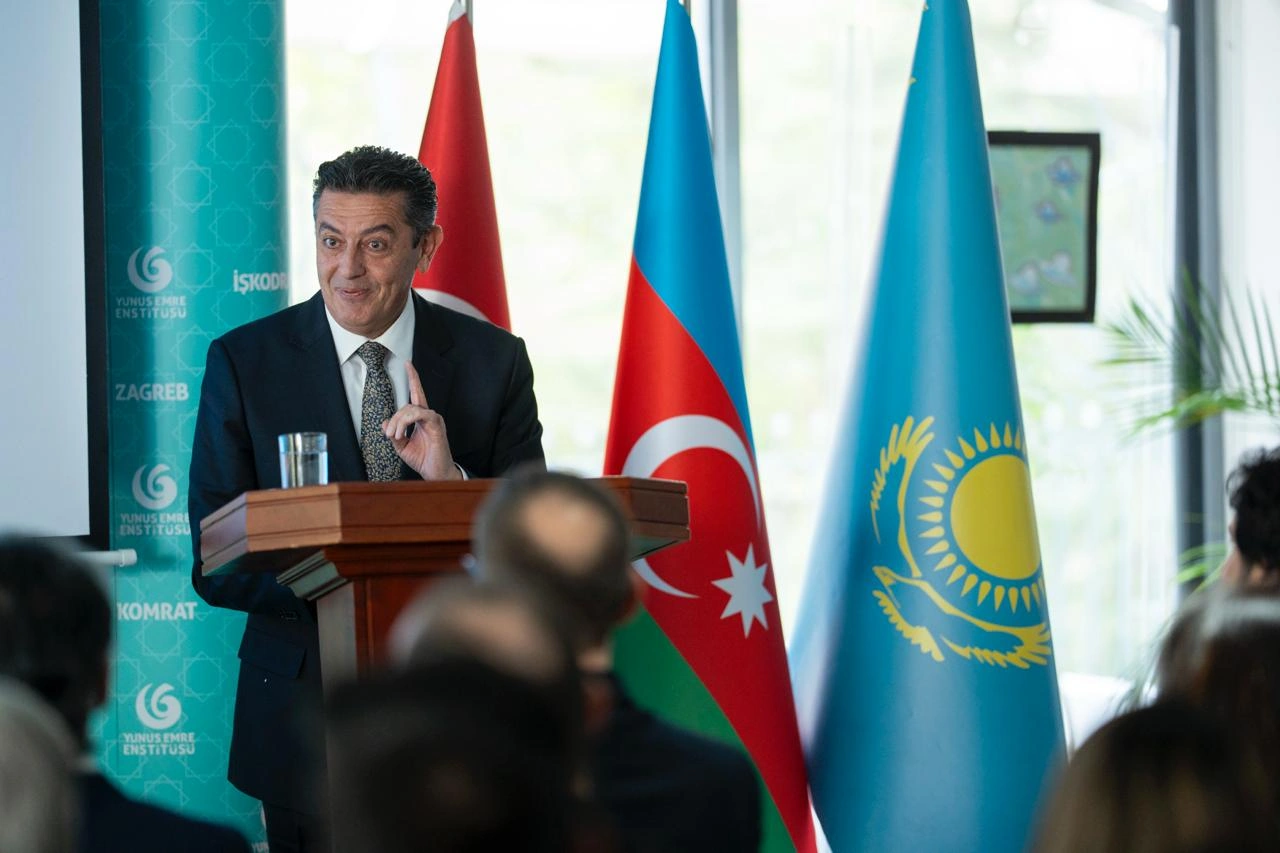 Mexico hosts conference on Turkic language family (PHOTO)