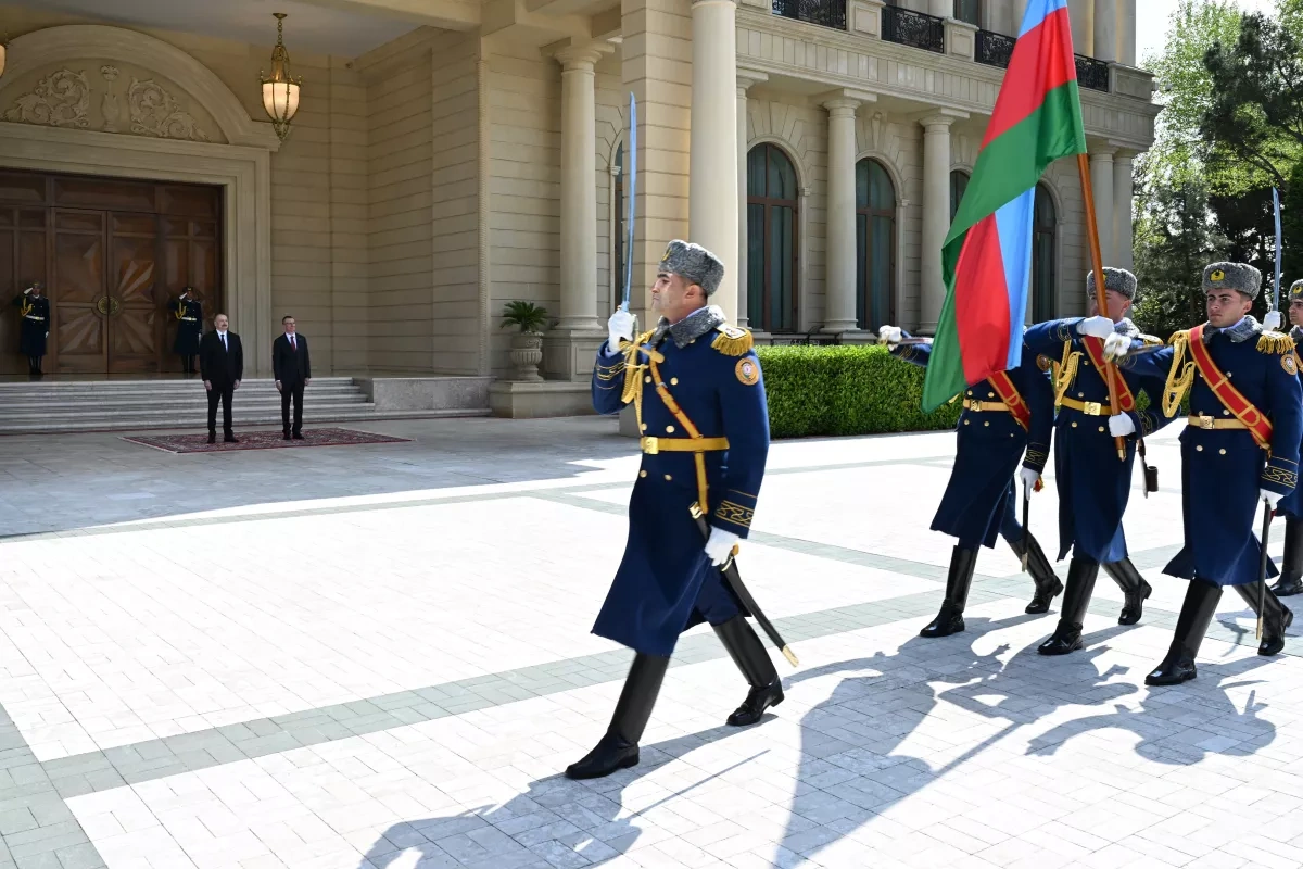 Azerbaijan honours Latvian president with state ceremony photo