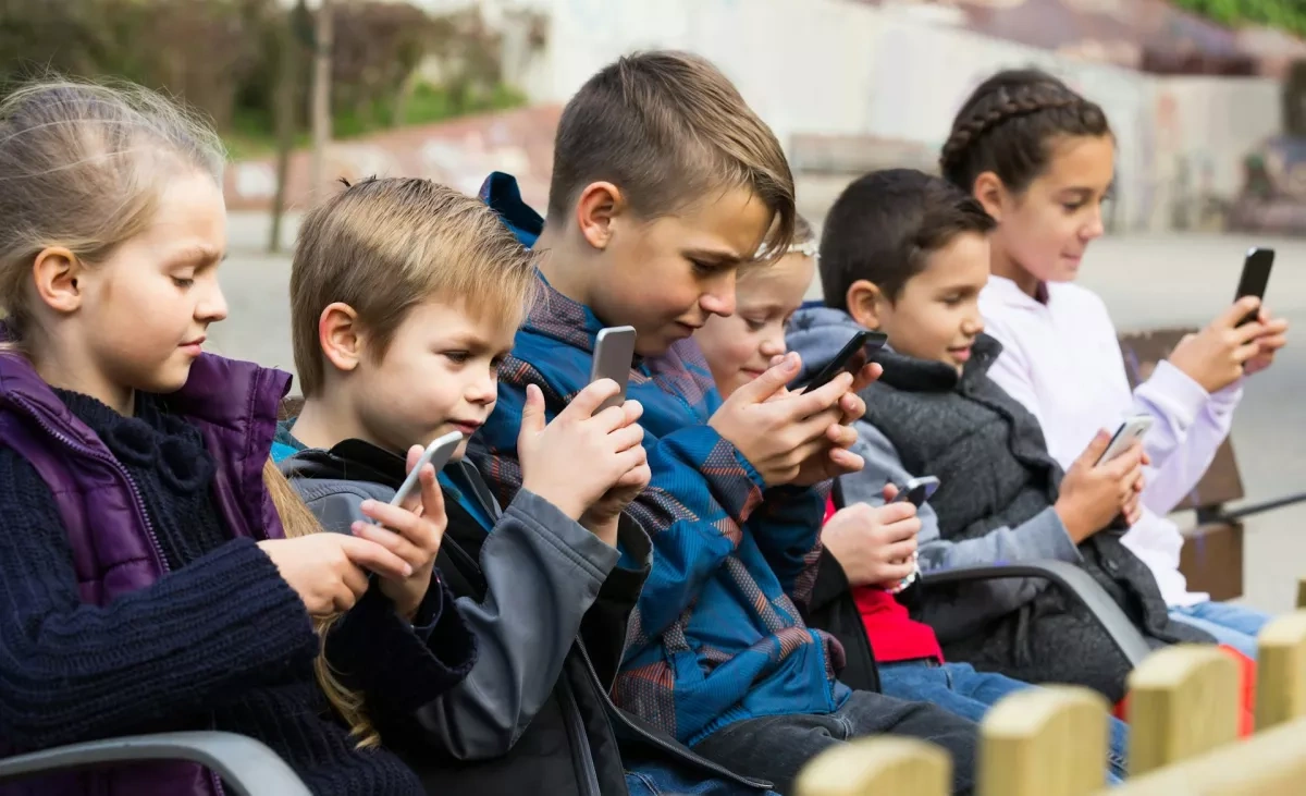 Children under 15 may lose social media access in Poland