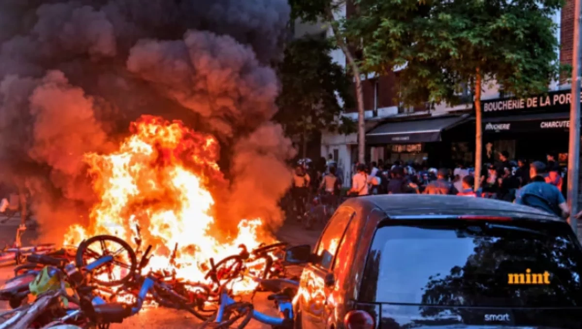 Riots erupt across France after national team’s World Cup defeat PHOTO / VIDEO