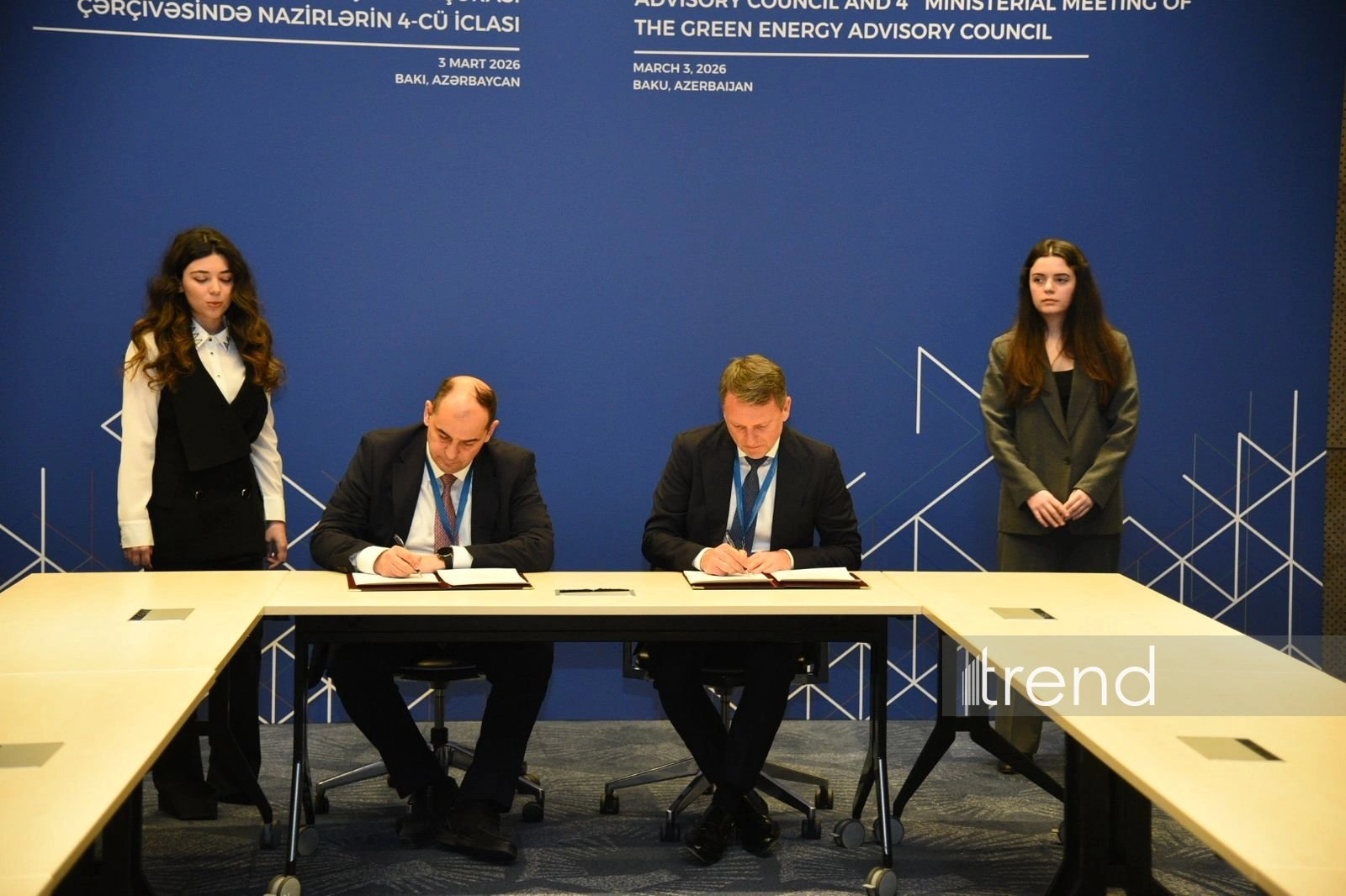 Azerbaijan comes to terms with Croatian company in renewable energy (PHOTO)