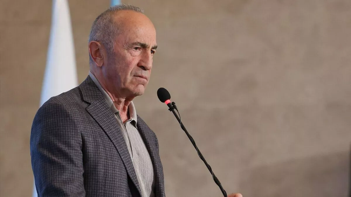 Former Armenian president urgently hospitalized under security escort