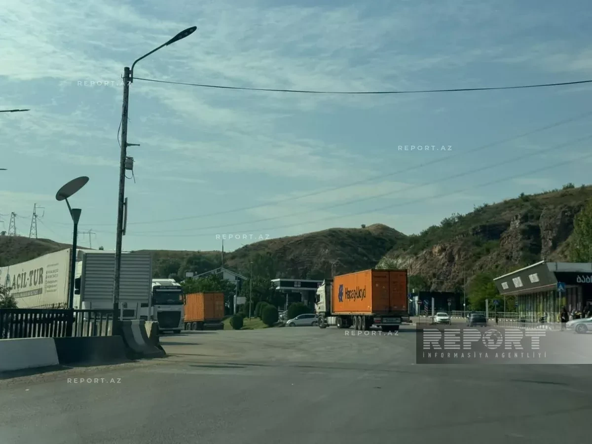 Georgian Customs holds Azerbaijani trucks for weeks, embassy steps in PHOTO