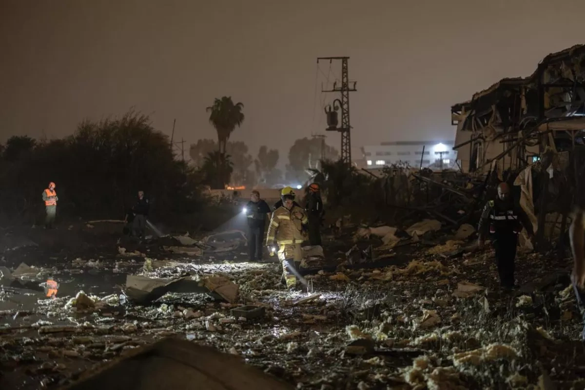 Iranian missile strikes drone factory in central Israel PHOTO