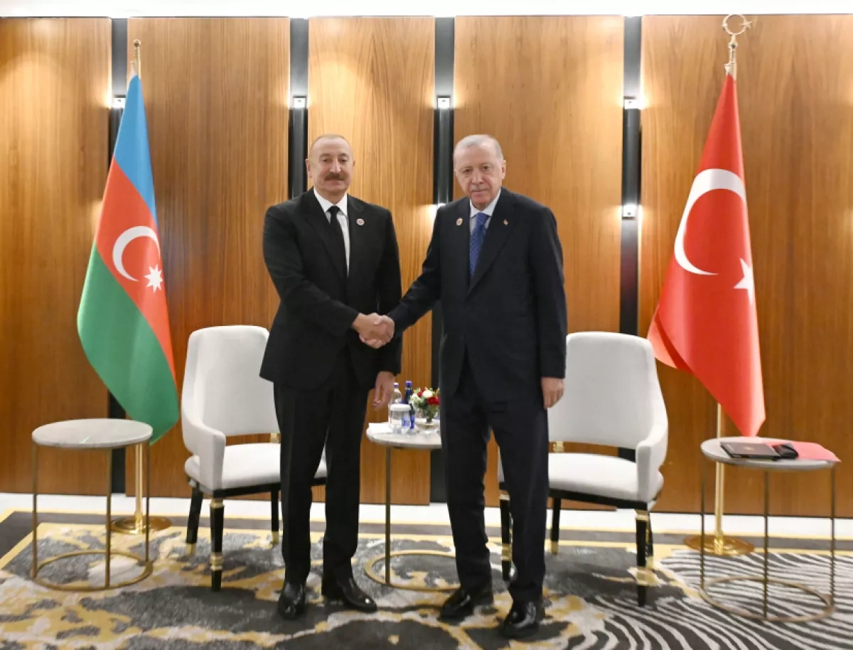 Azerbaijani, Turkish leaders meet on sidelines of Bishkek visit PHOTO
