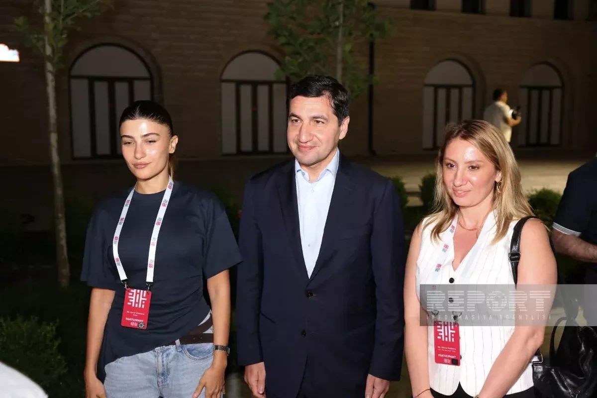 Azerbaijani presidential aide meets participants of Shusha Global Media Forum PHOTO