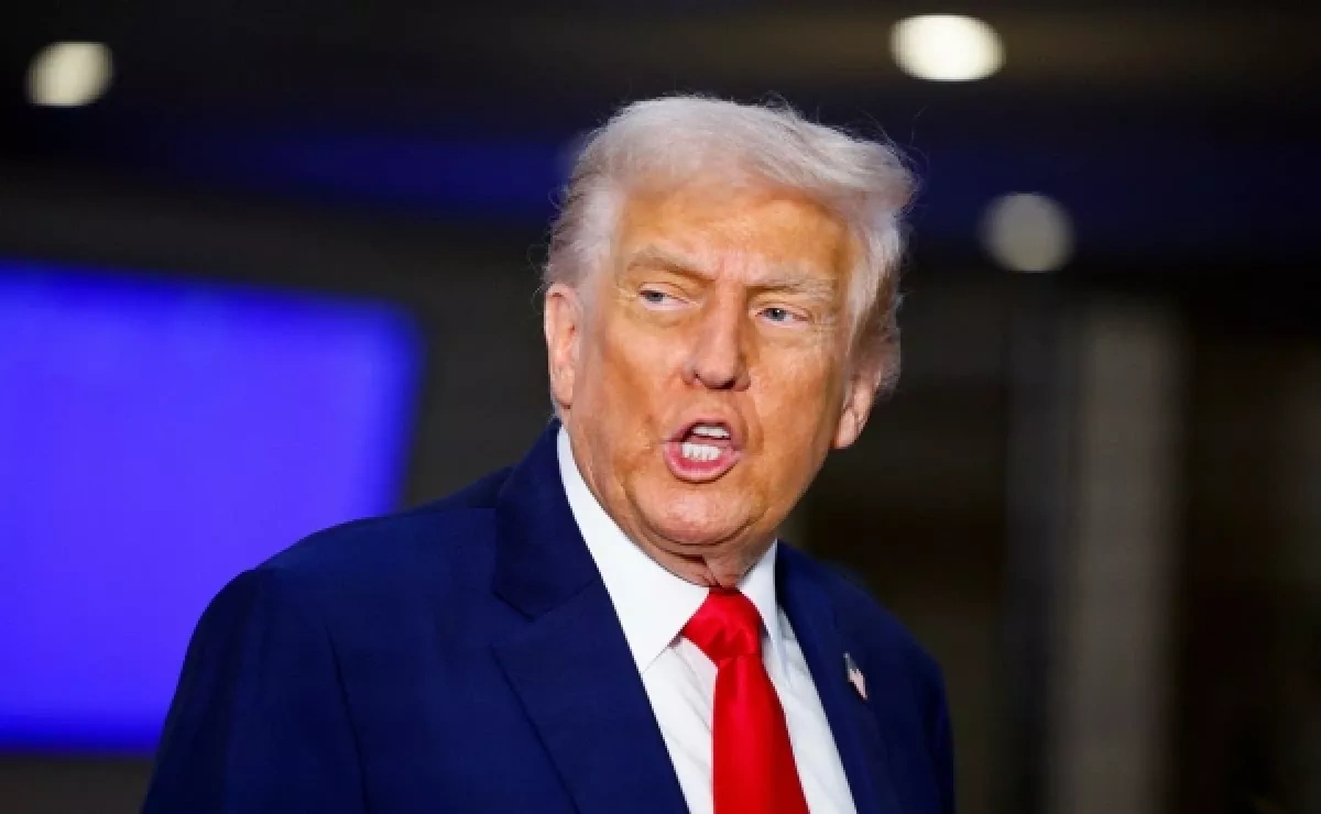 Trump warns of “world's most powerful reset"