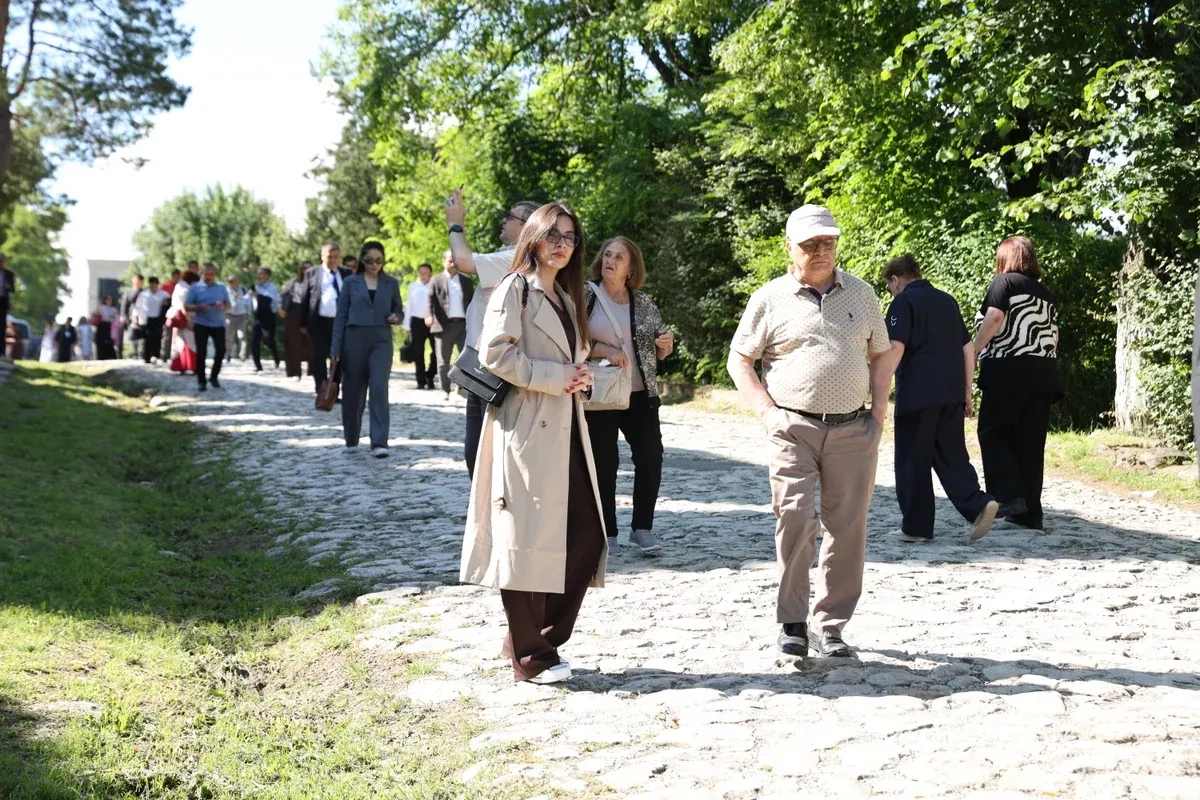 Azerbaijan's Shusha showcases cultural heritage to Turkic world scholars PHOTO