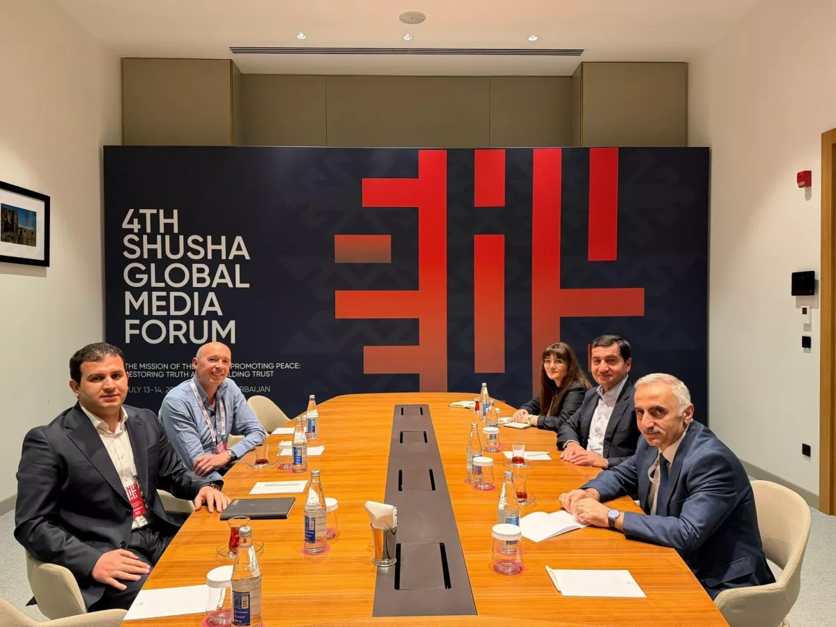Azerbaijani top official discusses digital governance with global tech representatives