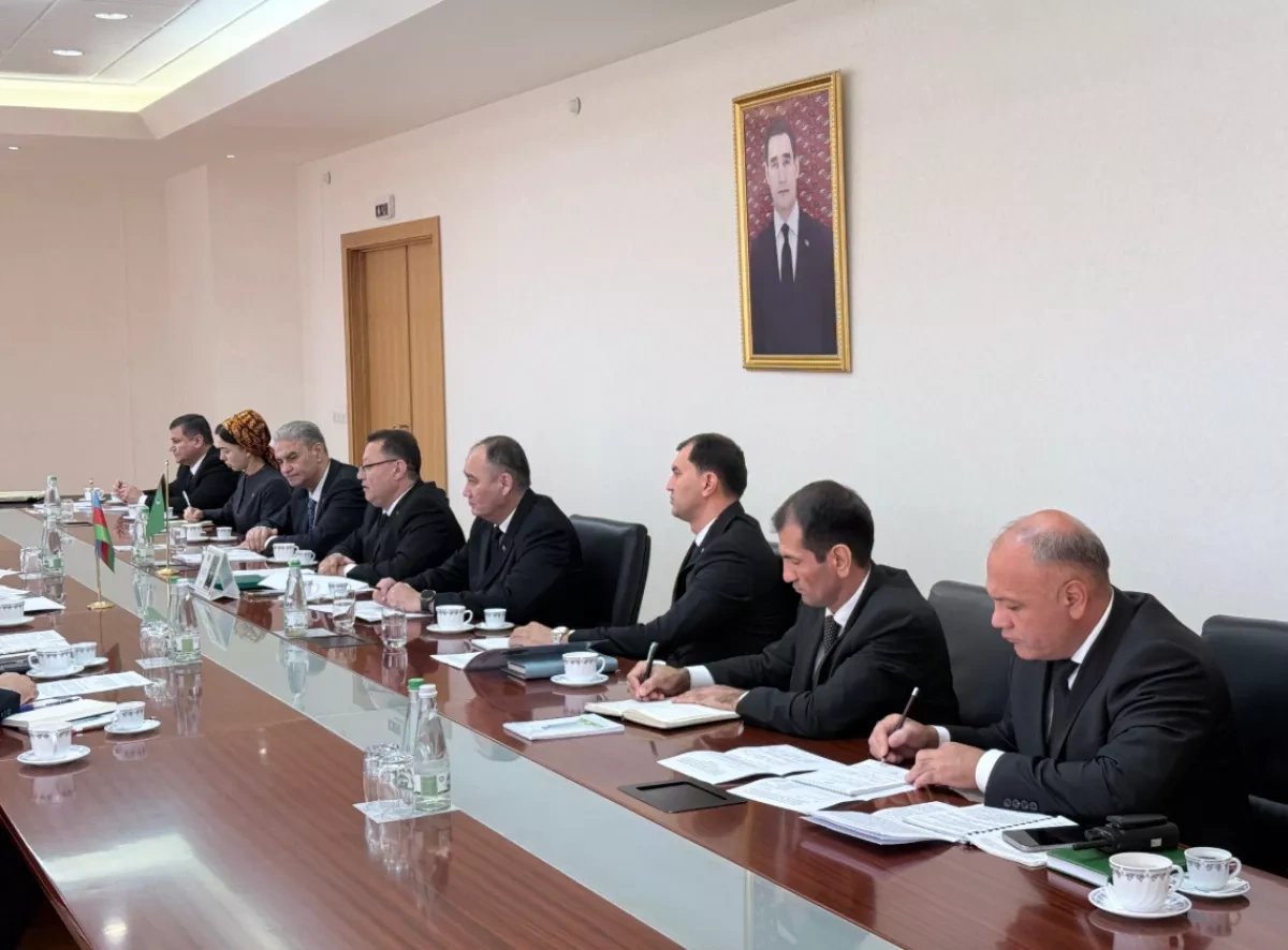 Azerbaijan, Turkmenistan push for smoother visa procedures PHOTO