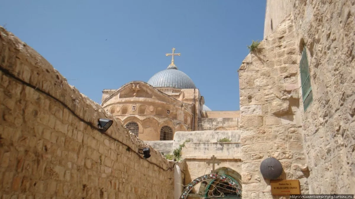 Israel restricts gatherings, closes sacred sites in Jerusalem