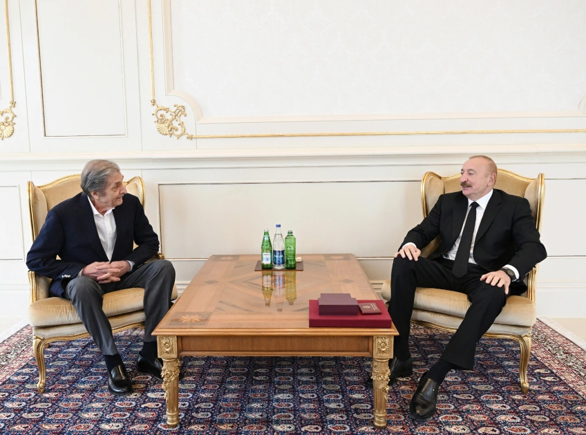 President Ilham Aliyev presents “Istiglal” Order to Farhad Khalilov
