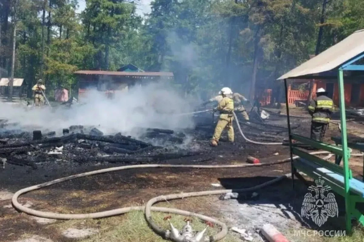 More than 60 children evacuated after fire breaks out at Russia’s summer camp