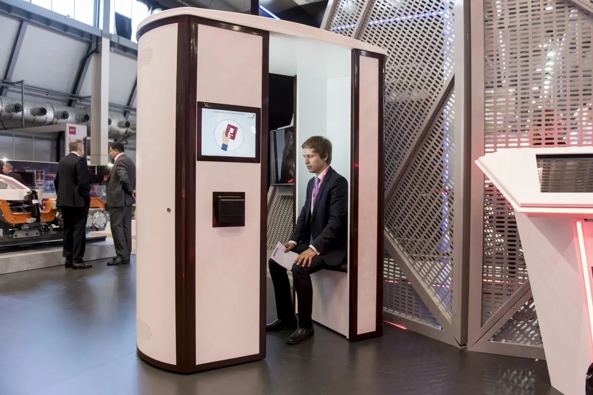Russia plans deployment of biometric “crypto-cabins” in Armenia