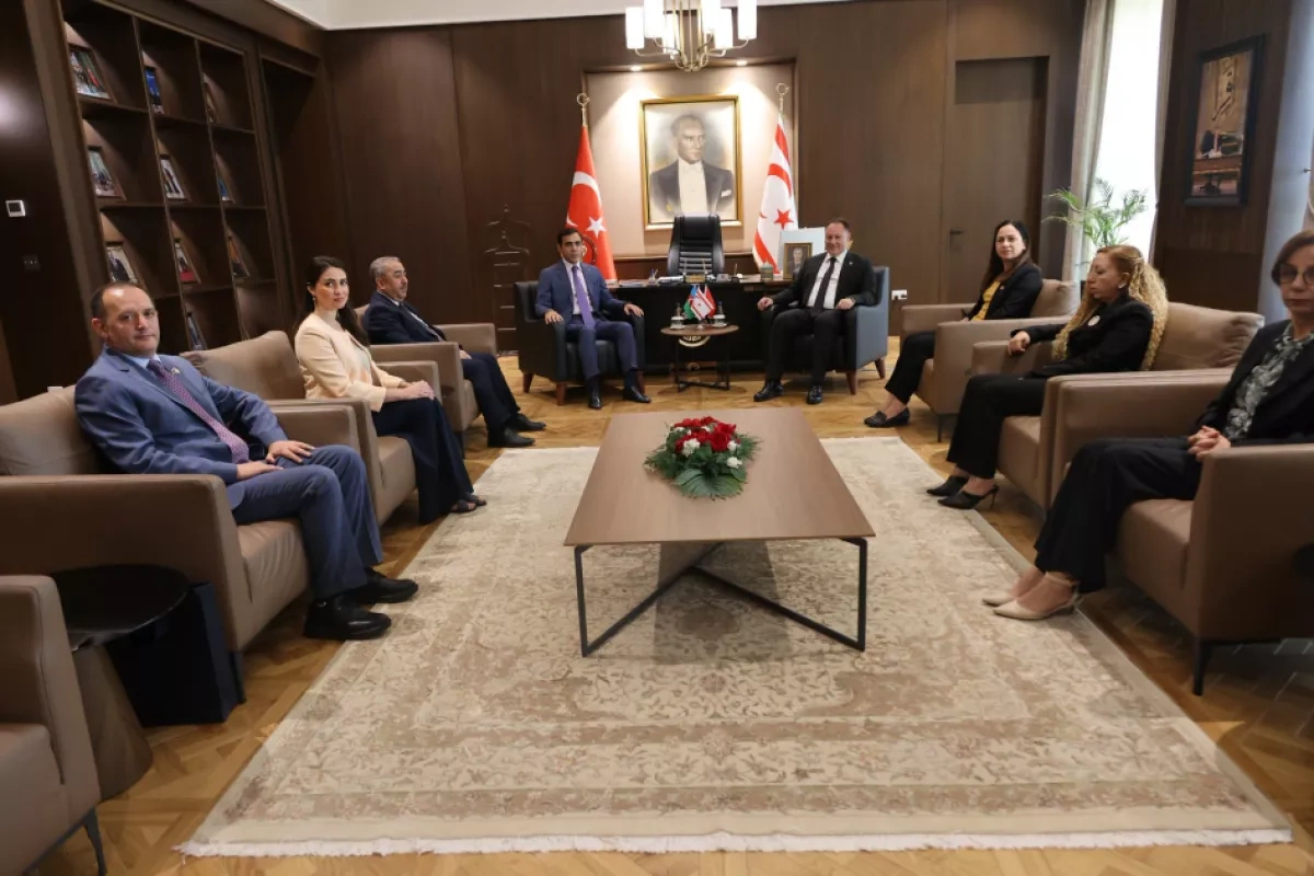 TRNC parliament speaker receives Azerbaijani delegation in Nicosia PHOTO