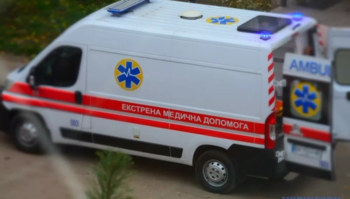 Russian drone, artillery assault injures dozens in Kherson region